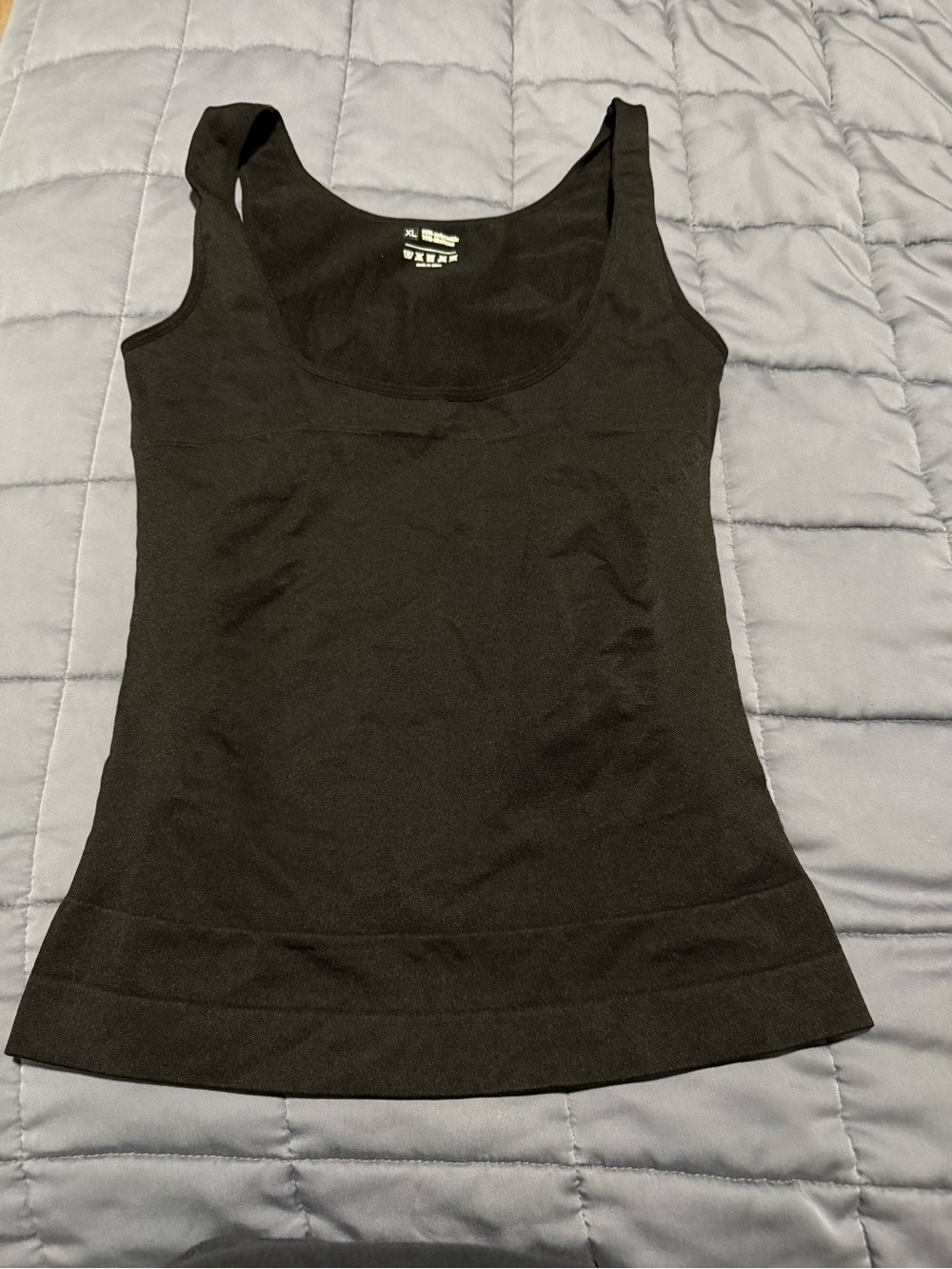 Women’s Black Scoop Neck Tank Top — Stretchy Everyday Essential